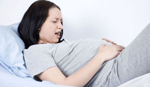 dor abdominal com vermes durante a gravidez